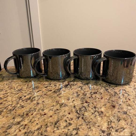 Set of 4 Starbucks mugs